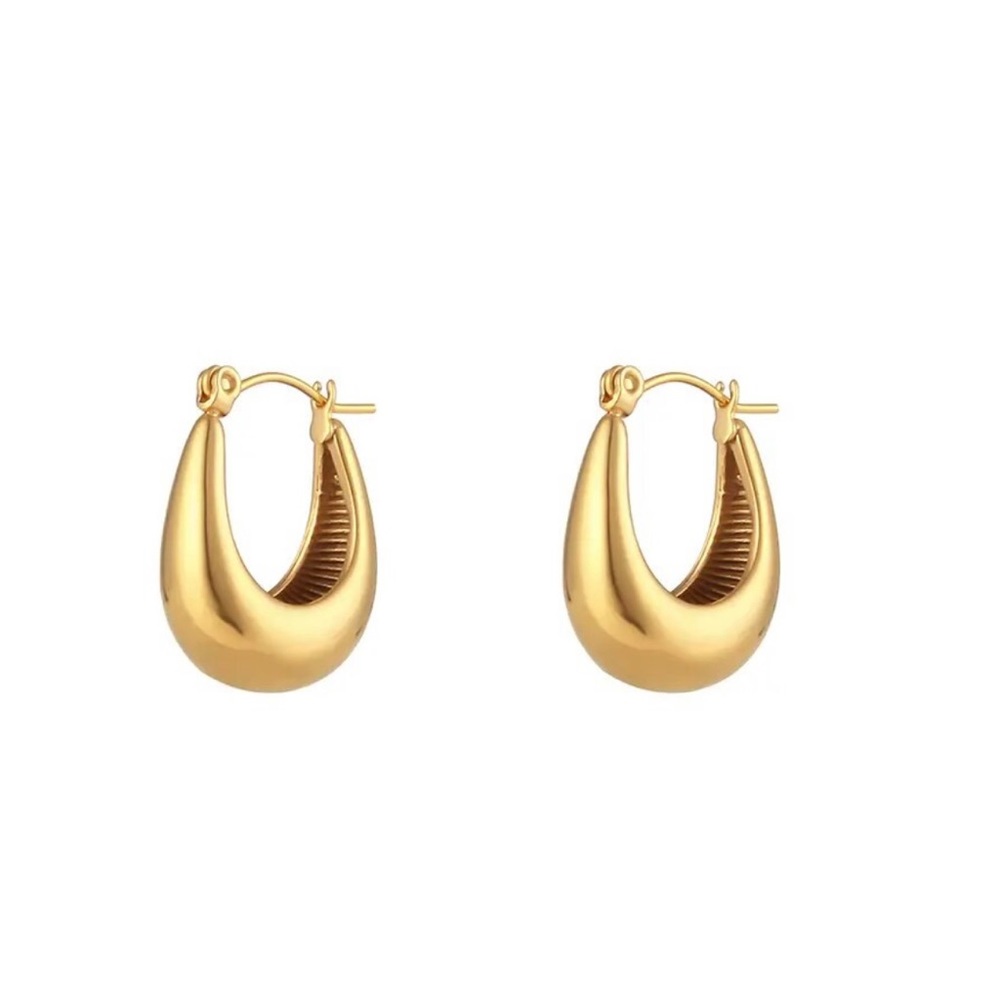 Minimalist chunky gold hoop earring , cute gold hoop earring , thick gold